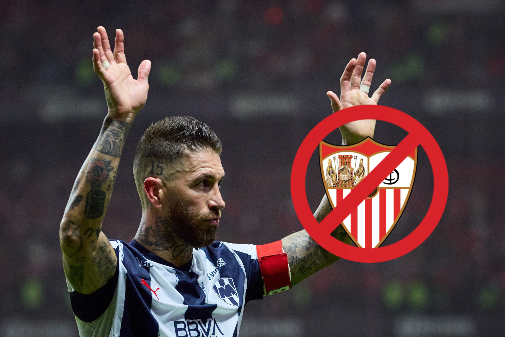 Sergio Ramos, en montaje con el jersey de los Rayados y el escudo del Sevilla.