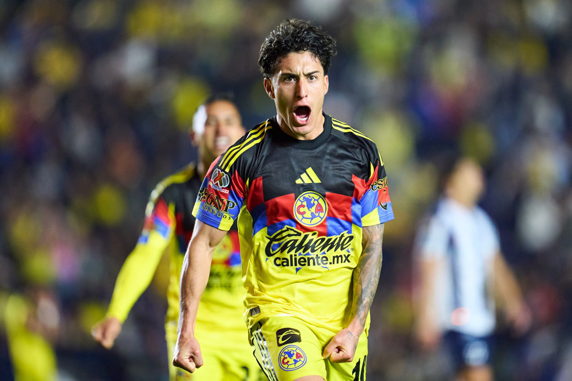 Alex Zendejas, la sensible baja de Am�rica ante Chivas: �Qui�n lo reemplazar�?