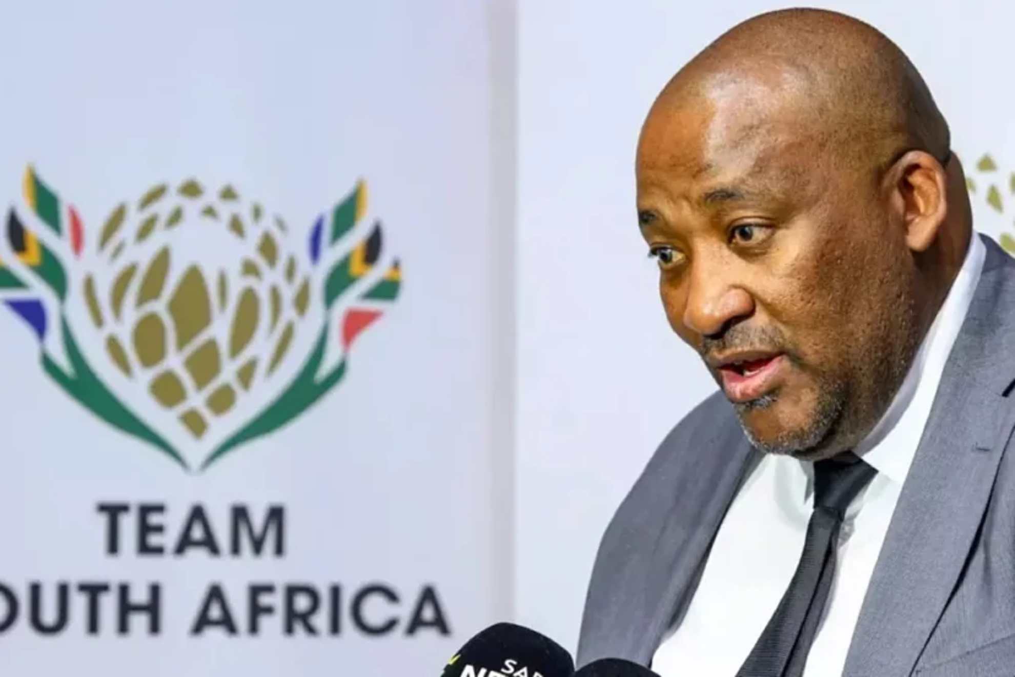 Sud�frica vencer� 2-1 sobre M�xico: Ministro sudafricano calienta debut del Mundial 2026