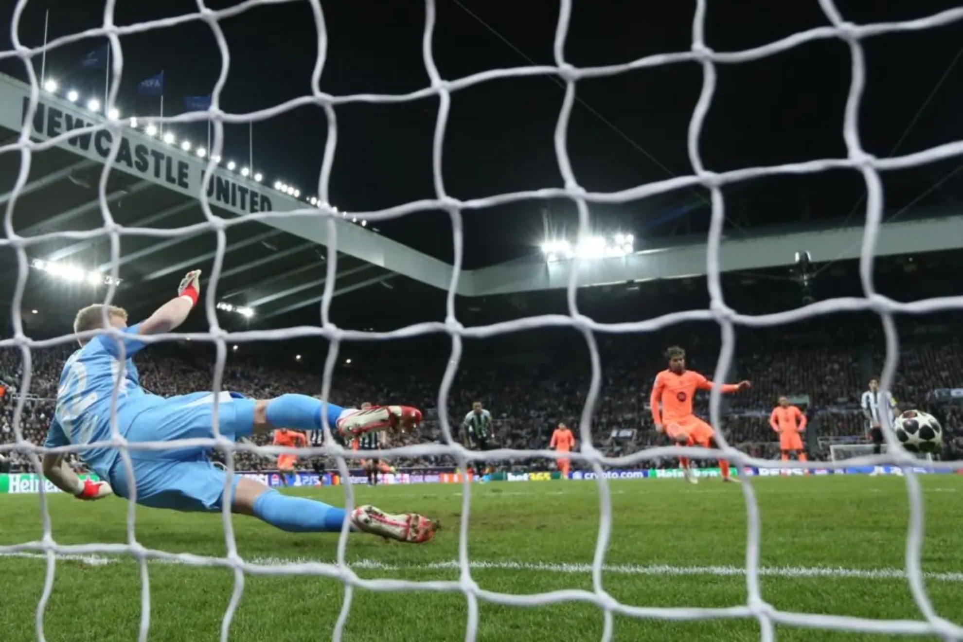 Lamine Yamal sale a cazar a Mbapp�