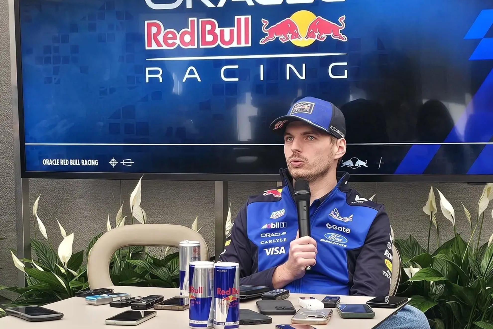 Verstappen, durante la rueda de prensa del jueves en Jap�n