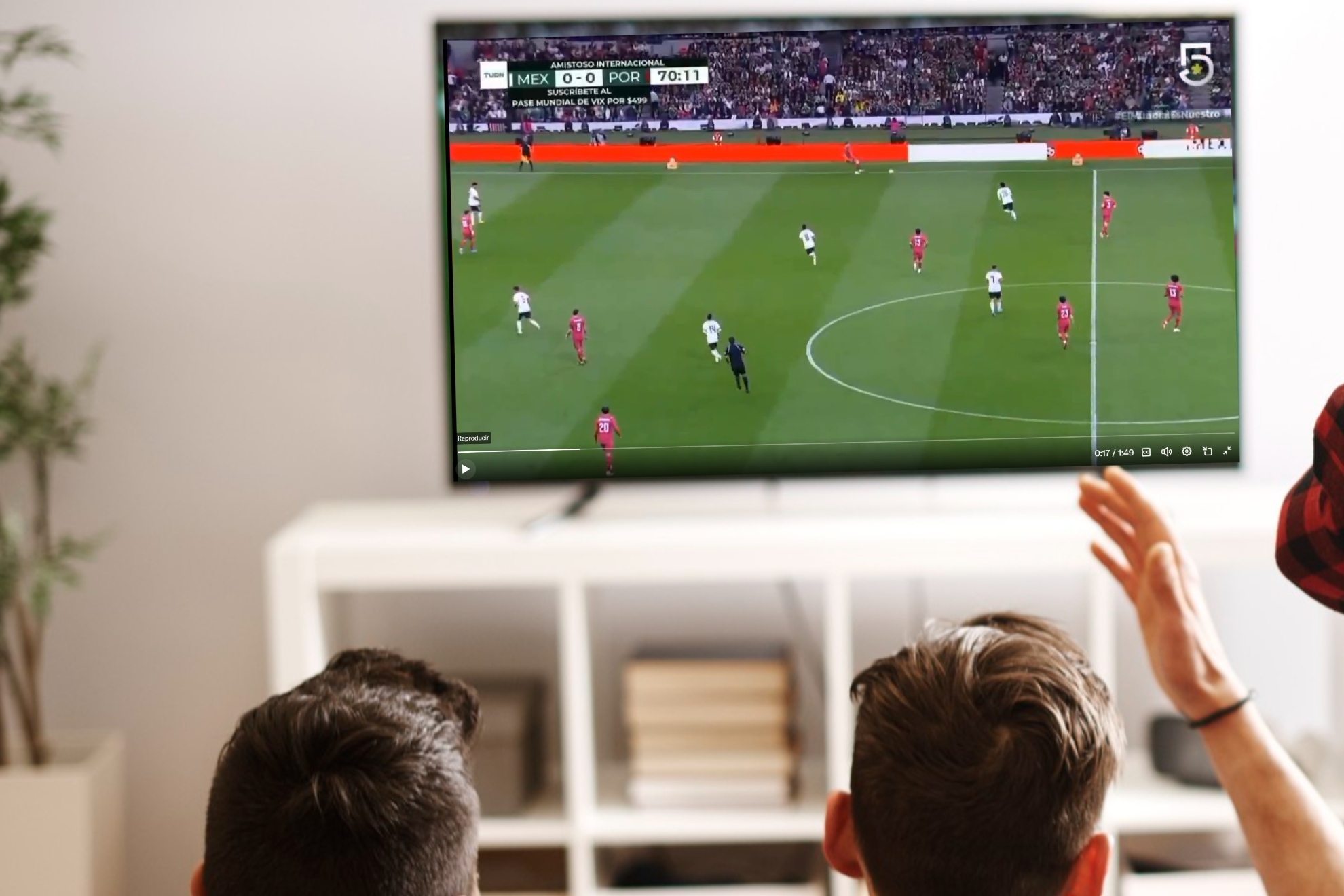 Otra vez tunden a Televisa por los anuncios, ahora en transmisi�n del M�xico - Portugal