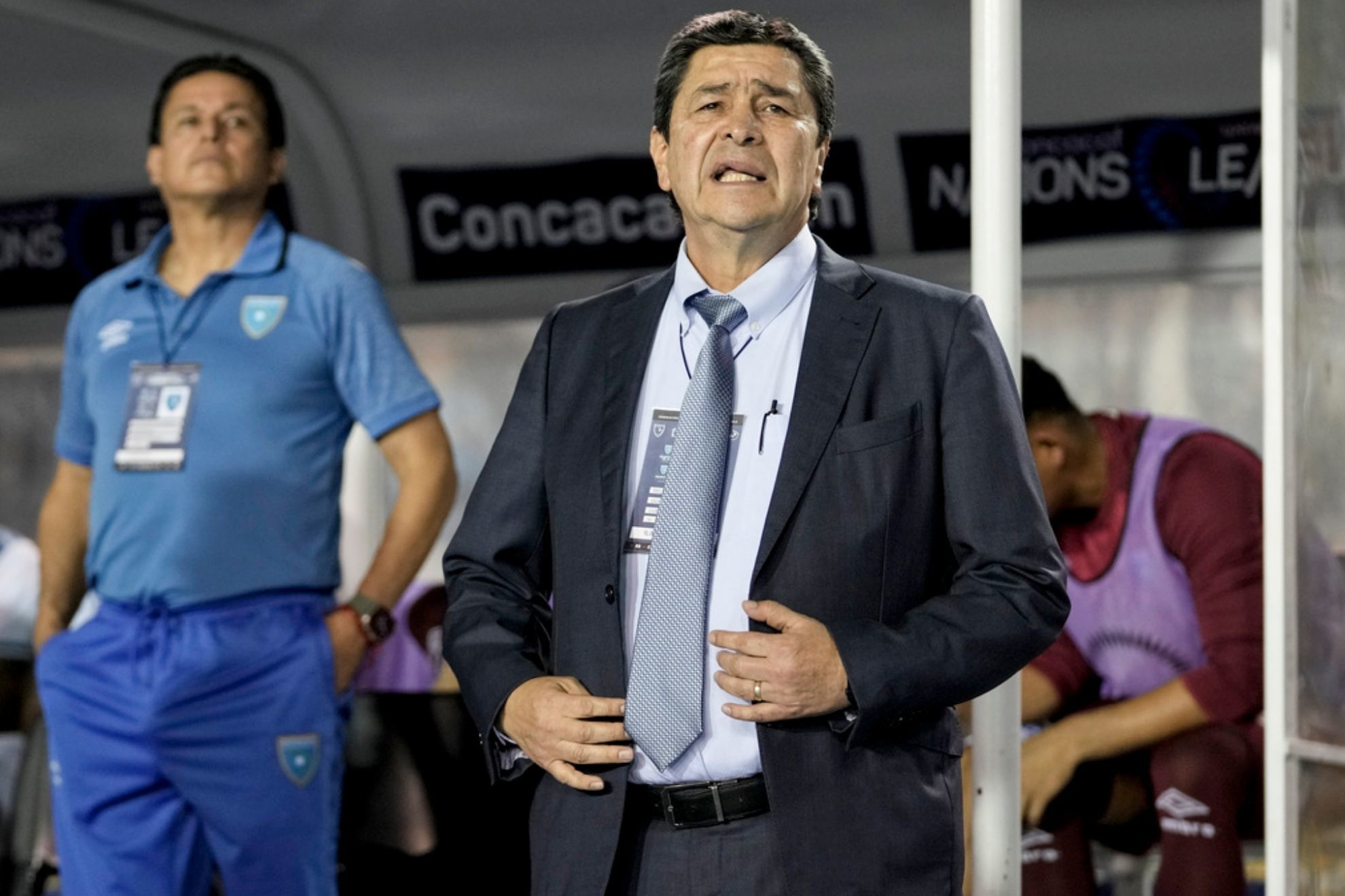 �Qu� le pas� a Luis Fernando Tena? Federaci�n de Futbol de Guatemala informa sobre su salud entre rumores de salida
