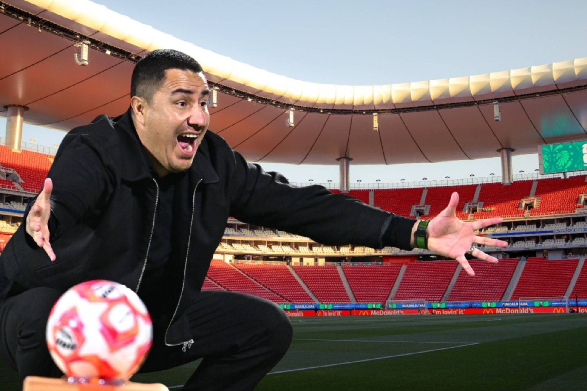 Efra�n Ju�rez & Estadio Akron