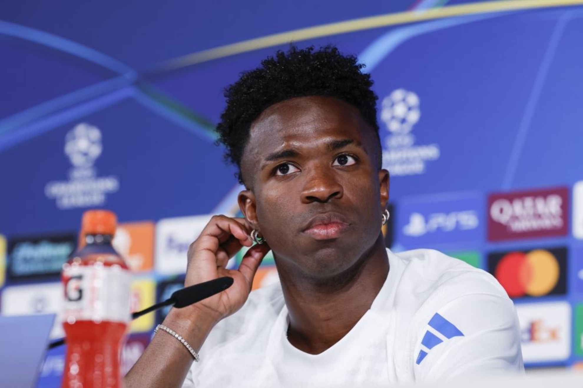 Vinicius, durante la rueda de prensa.