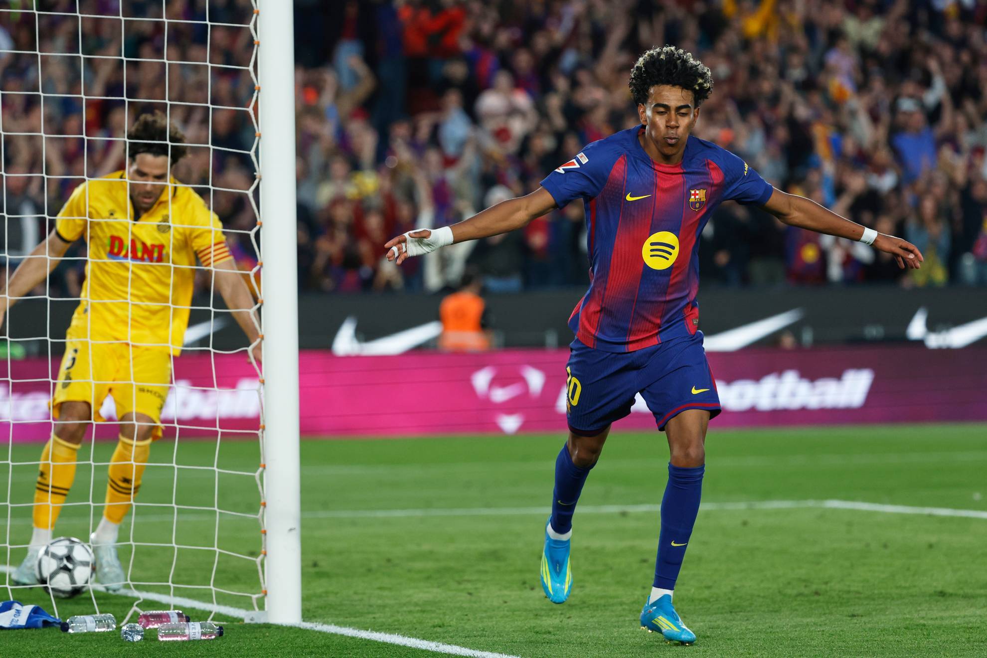 Lamine Yamal comand� la victoria ante los Periquitos