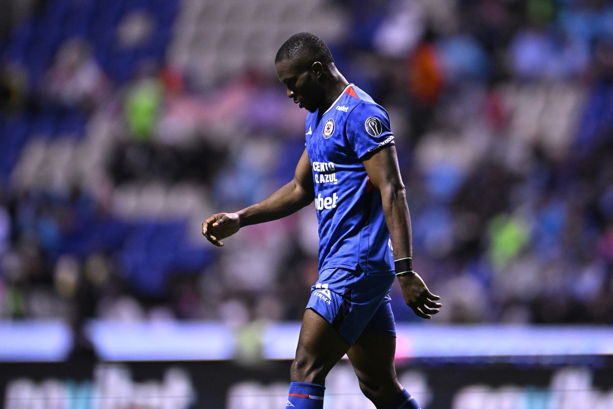 Luto en Cruz Azul: Muere mam� de Christian Ebere; causa de muerte de la madre del futbolista