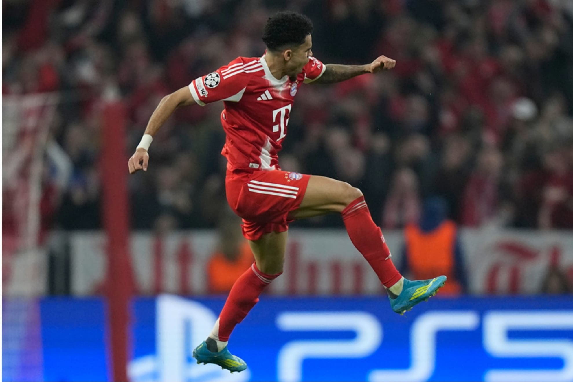 Luis D�az festeja tras el golazo que le meti� al Real Madrid en Champions League.