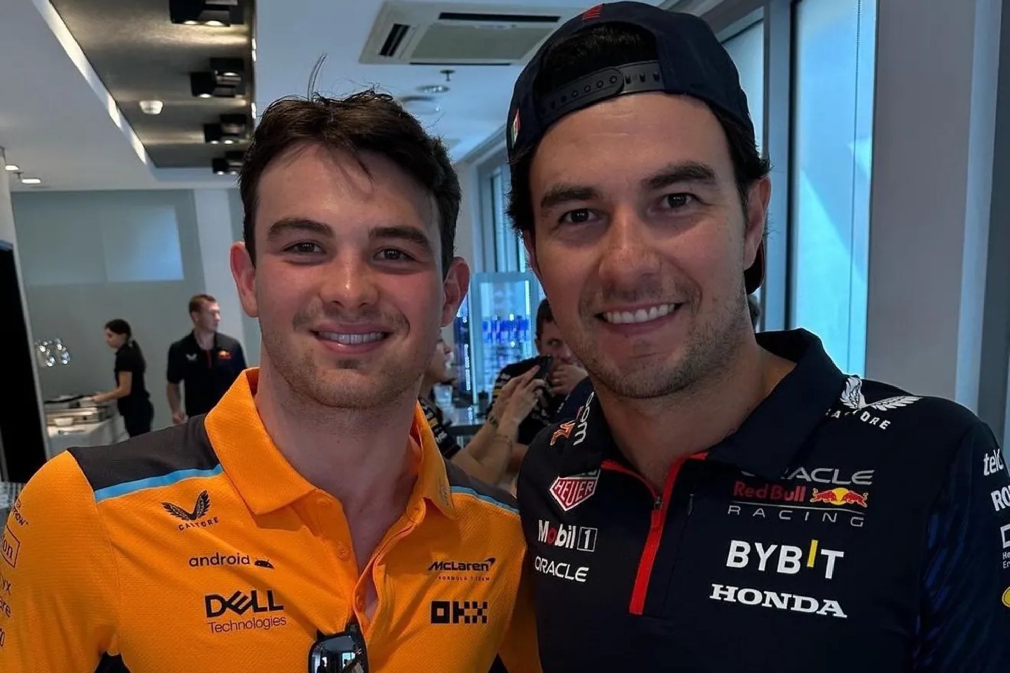Pato O?Ward y Checo juntos en una imagen de archivo