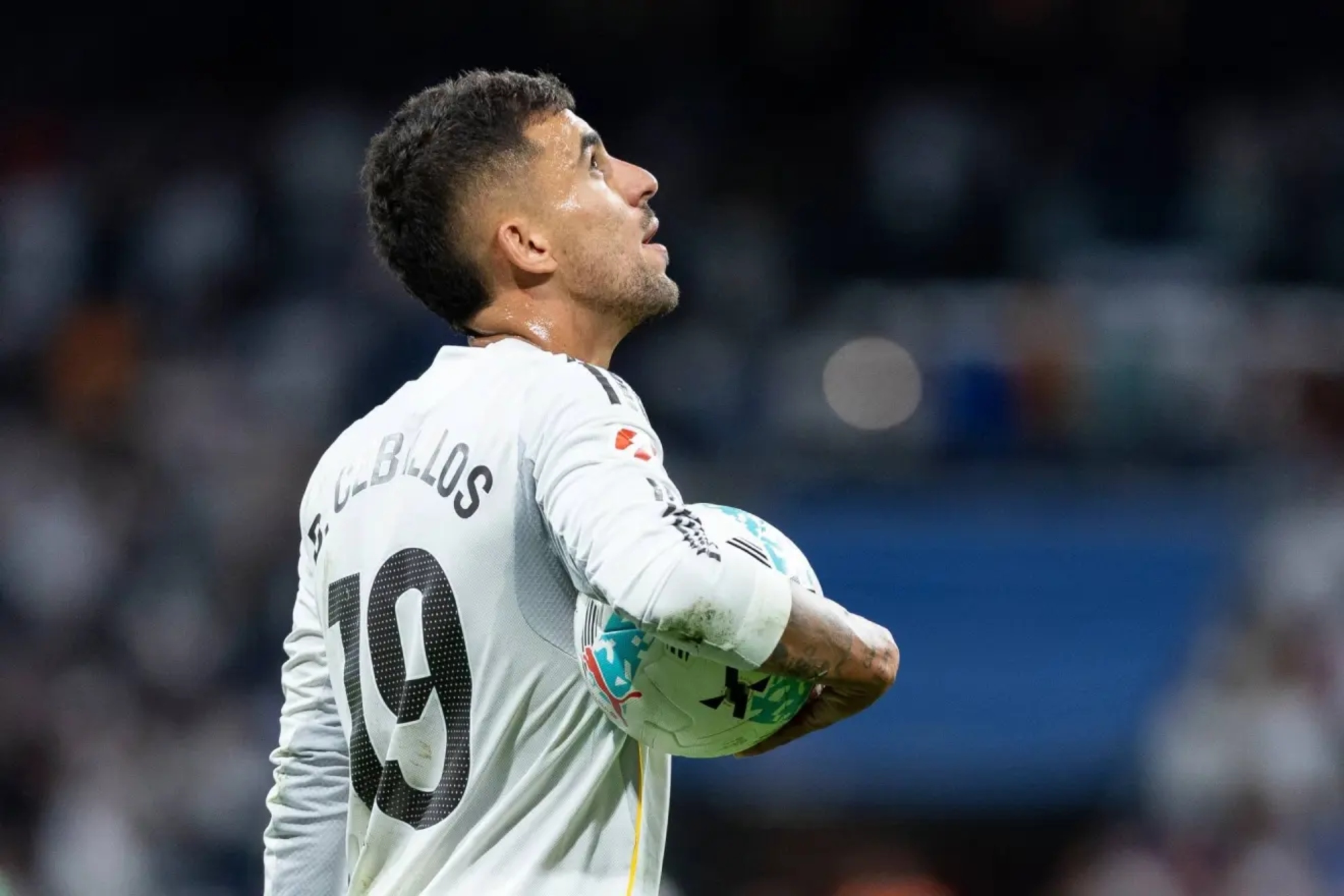 Ceballos, durante un partido con el Real Madrid