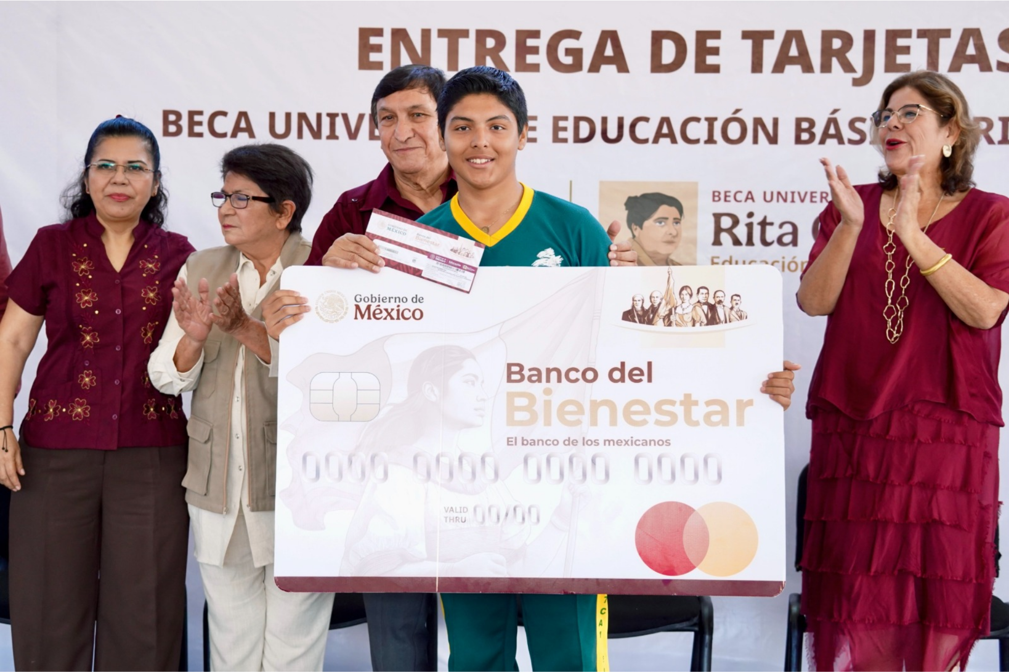 SEP adelanta entrega de la tarjeta Beca Rita Cetina: �C�mo saber cu�ndo recogerla y qu� necesitas?