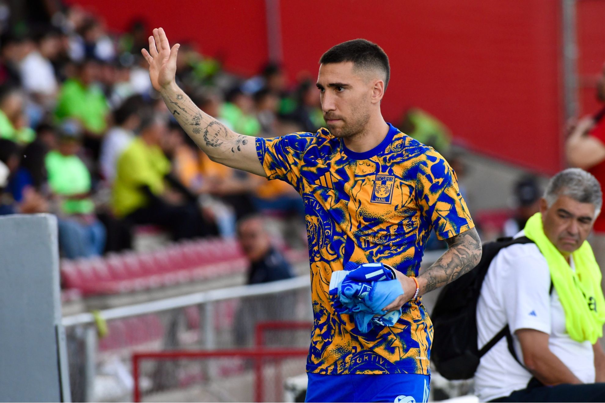 Se termin� la novela: Tigres renueva a Fernando Gorriar�n y asegura a su l�der en el mediocampo