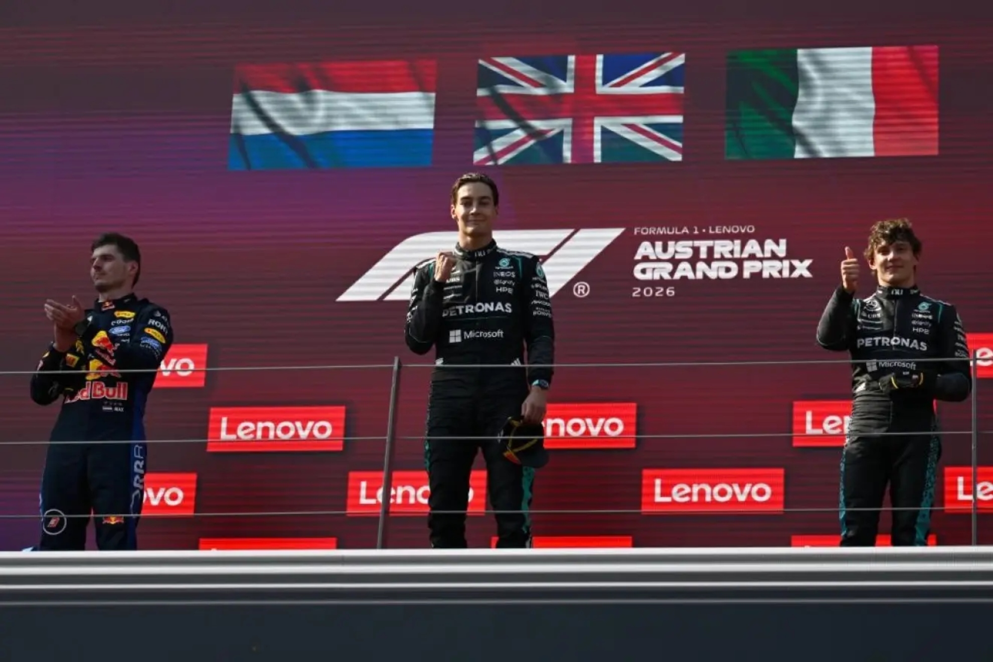 Russell, Verstappen y Antonelli, en el podio de Austria